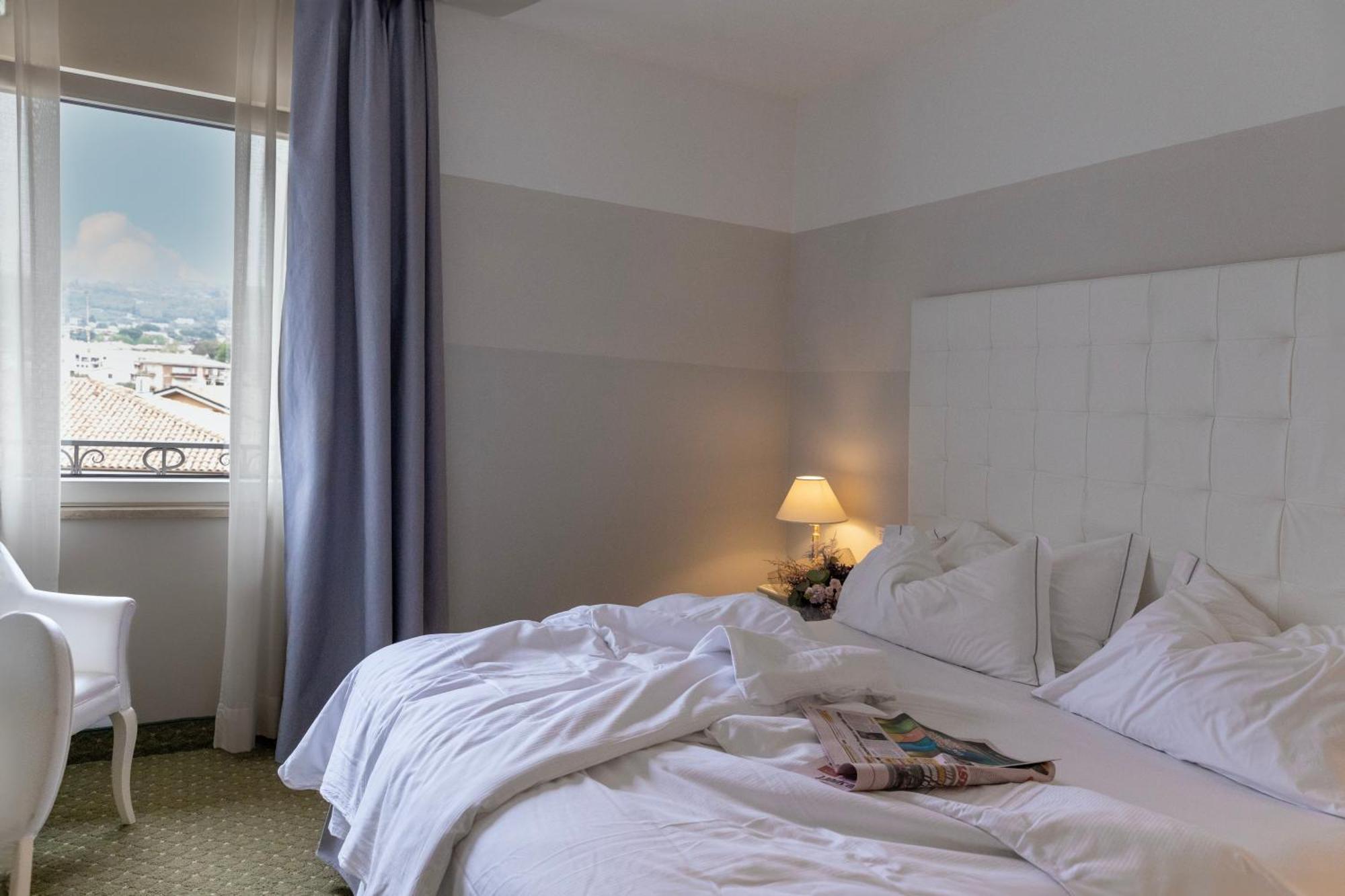 Palace Hotel San Pietro Bardolino Kültér fotó