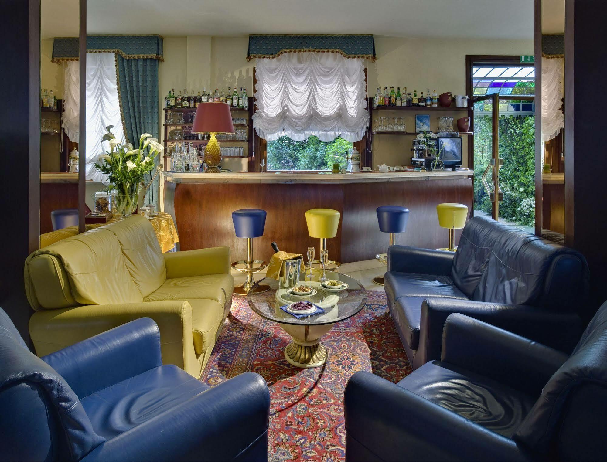 Palace Hotel San Pietro Bardolino Kültér fotó