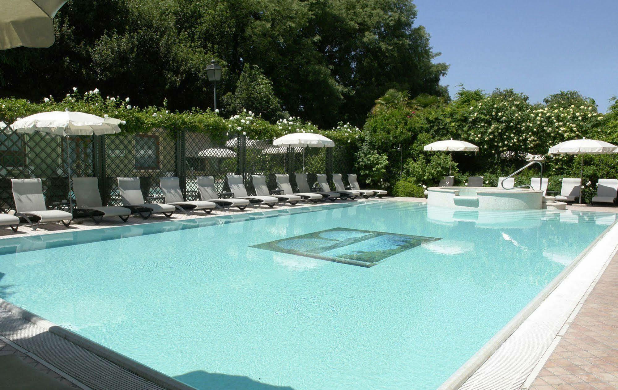 Palace Hotel San Pietro Bardolino Kültér fotó