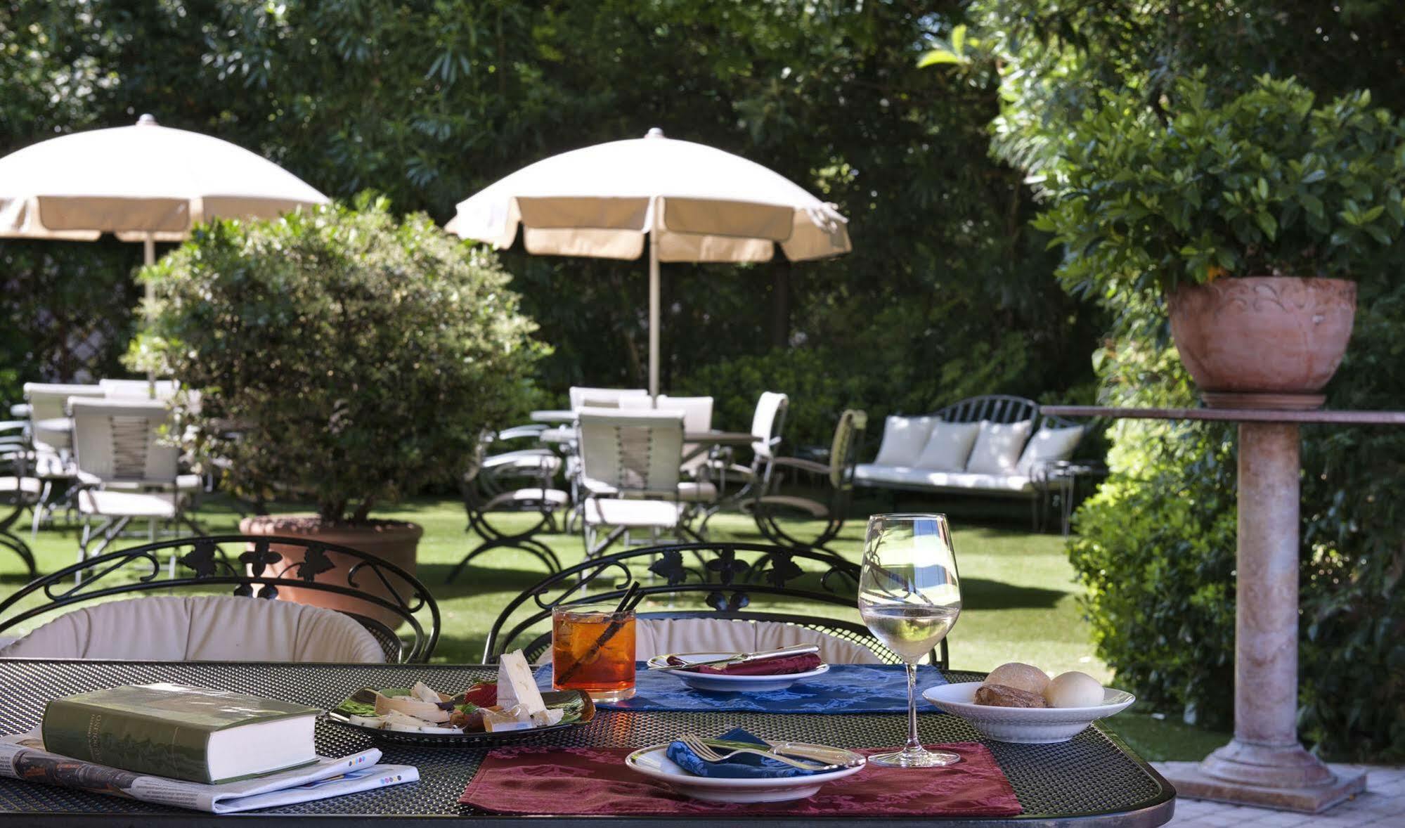 Palace Hotel San Pietro Bardolino Kültér fotó