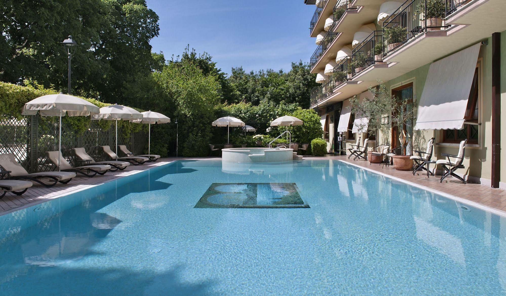 Palace Hotel San Pietro Bardolino Kültér fotó