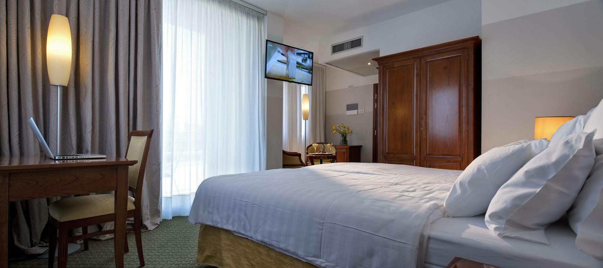 Palace Hotel San Pietro Bardolino Kültér fotó